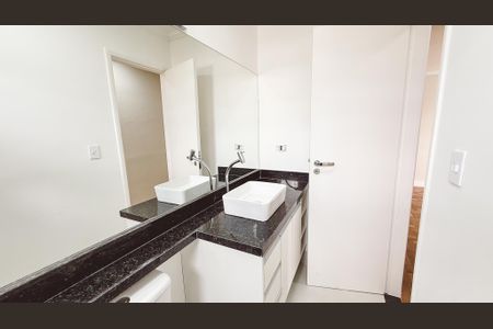 Apartamento para alugar com 66m², 3 quartos e 1 vaga Apartamento para alugar com 66m², 3 quartos e 1 vagaBanheiro