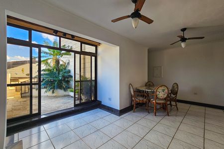 Apartamento para alugar com 3 quartos, 190m² em Jardim Enseada, Guarujá