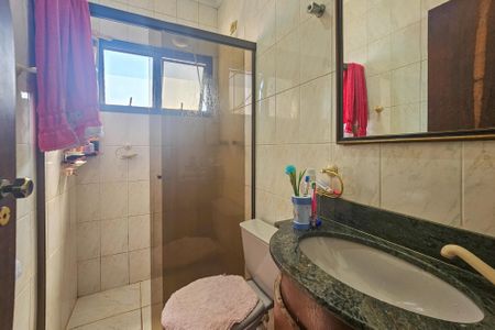 Apartamento para alugar com 190m², 3 quartos e 2 vagasbanheiro