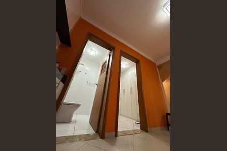 Casa à venda com 220m², 3 quartos e 4 vagas Casa à venda com 220m², 3 quartos e 4 vagasFoto 06