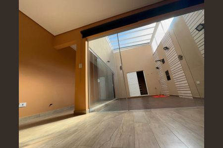 Foto 26 de casa à venda com 3 quartos, 220m² em Parque Sao Domingos, São Paulo