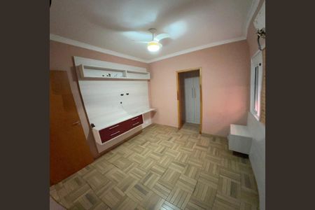 Casa à venda com 220m², 3 quartos e 4 vagas Casa à venda com 220m², 3 quartos e 4 vagasFoto 33