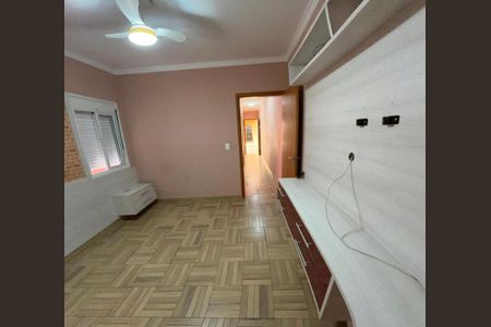 Casa à venda com 220m², 3 quartos e 4 vagas Casa à venda com 220m², 3 quartos e 4 vagasFoto 37