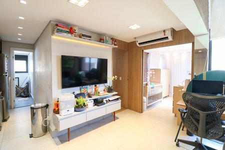 Apartamento à venda com 102m², 2 quartos e 1 vagaSala