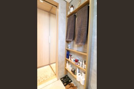 Apartamento à venda com 102m², 2 quartos e 1 vagaBanheiro da Suíte