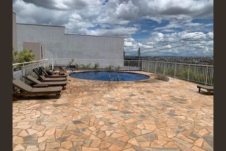 Apartamento para alugar com 100m², 2 quartos e 1 vagaPiscina