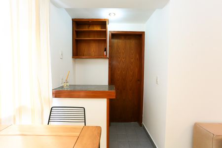 Studio para alugar com 42m², 1 quarto e 1 vaga Studio para alugar com 42m², 1 quarto e 1 vagaSala