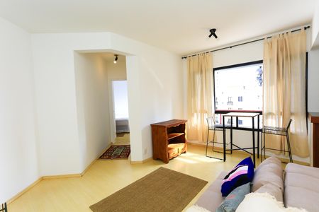 Studio para alugar com 42m², 1 quarto e 1 vaga Studio para alugar com 42m², 1 quarto e 1 vagaSala