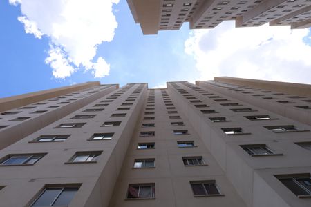 Apartamento para alugar com 32m², 2 quartos e sem vagaÁrea comum - Prédios