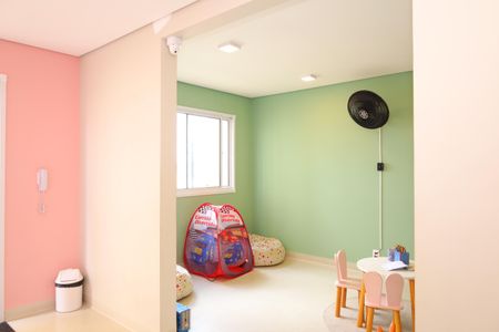 Apartamento para alugar com 32m², 2 quartos e sem vagaÁrea comum - Brinquedoteca