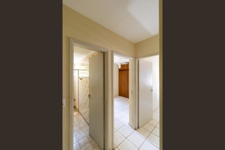 Apartamento à venda com 64m², 2 quartos e 1 vagaCorredor