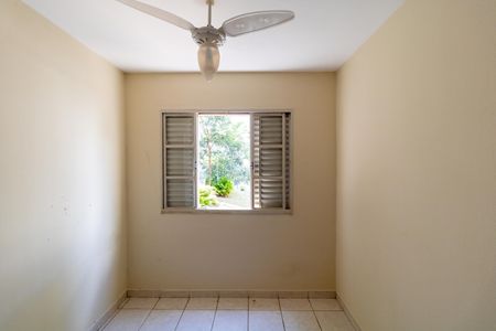 Apartamento à venda com 64m², 2 quartos e 1 vagaQuarto 02