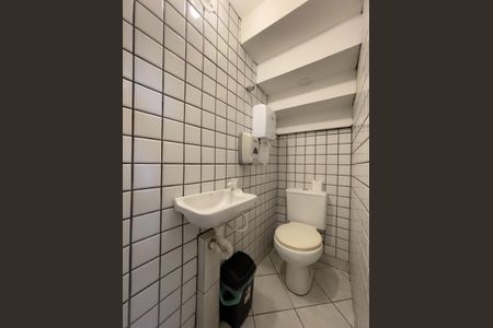 Casa à venda com 89m², 2 quartos e 2 vagas Casa à venda com 89m², 2 quartos e 2 vagasLavabo