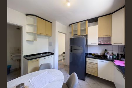 Casa à venda com 89m², 2 quartos e 2 vagas Casa à venda com 89m², 2 quartos e 2 vagasCozinha