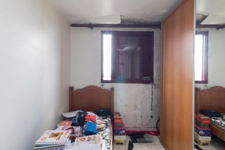 Quarto 1 de apartamento à venda com 2 quartos, 60m² em Vila Carmosina, São Paulo