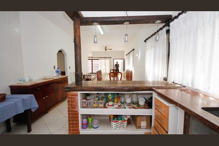 Cozinha de casa para alugar com 3 quartos, 175m² em Solemar, Praia Grande
