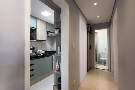 Corredor de apartamento para alugar com 2 quartos, 45m² em Jardim Albertina, Guarulhos