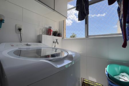 Apartamento para alugar com 45m², 2 quartos e 1 vaga Apartamento para alugar com 45m², 2 quartos e 1 vagaCozinha e Área de Serviço