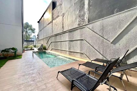 Apartamento para alugar com 35m², 3 quartos e sem vagaÁrea comum - Piscina
