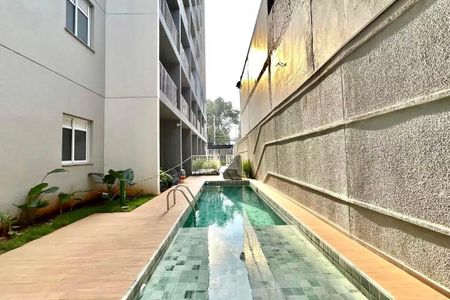 Apartamento para alugar com 35m², 3 quartos e sem vagaÁrea comum - Piscina