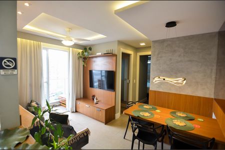 Sala de apartamento à venda com 2 quartos, 46m² em Santo Cristo, Rio de Janeiro