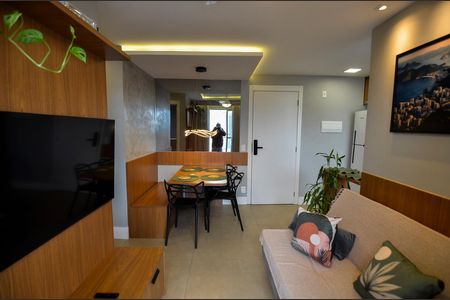 Sala de apartamento à venda com 2 quartos, 46m² em Santo Cristo, Rio de Janeiro