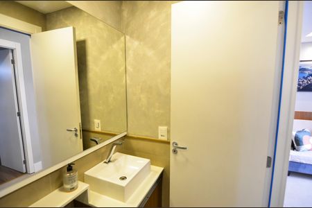Apartamento à venda com 46m², 2 quartos e sem vaga Apartamento à venda com 46m², 2 quartos e sem vagaBanheiro