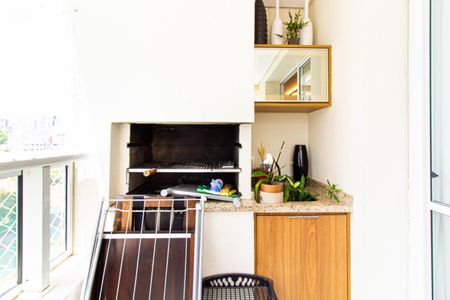 Apartamento para alugar com 86m², 2 quartos e 2 vagasVaranda