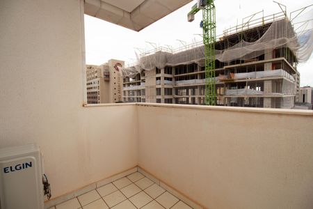 Apartamento para alugar com 38m², 1 quarto e sem vagaSacada