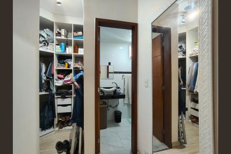 Casa à venda com 180m², 3 quartos e 1 vagaCloset