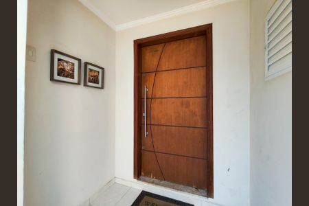 Casa à venda com 180m², 3 quartos e 1 vagaEntrada