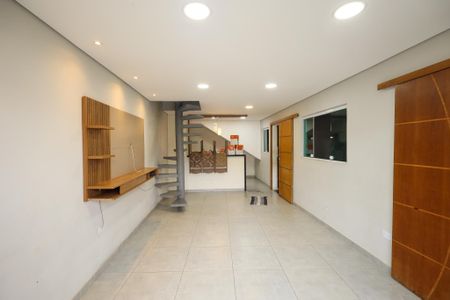 Sala de casa para alugar com 2 quartos, 150m² em Americanópolis, São Paulo