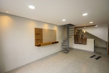 Sala de casa para alugar com 2 quartos, 150m² em Americanópolis, São Paulo