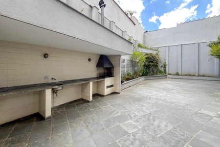 Apartamento à venda com 105m², 3 quartos e 2 vagasChurrasqueira