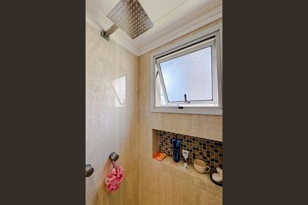 Apartamento à venda com 180m², 3 quartos e 3 vagasBanheiro da Suíte 3