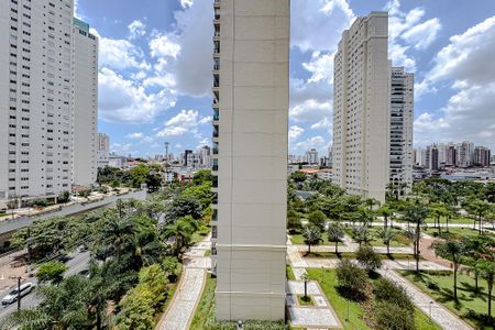 Apartamento à venda com 180m², 3 quartos e 3 vagasVista da Suíte 2