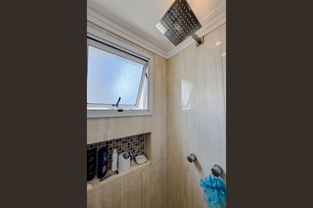 Apartamento à venda com 180m², 3 quartos e 3 vagasBanheiro da Suíte 2