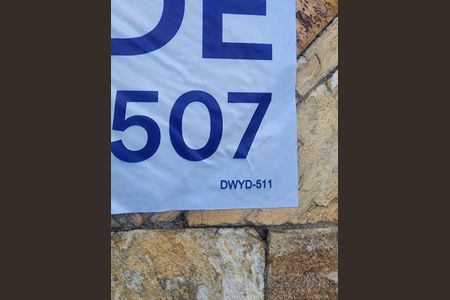 Casa à venda com 130m², 3 quartos e 2 vagasPlaca