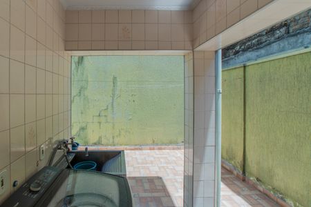 Casa à venda com 130m², 3 quartos e 2 vagasÁrea de Serviço