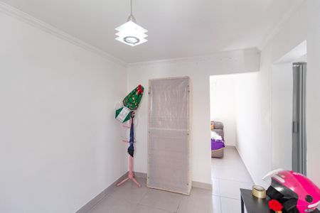 Sala de apartamento para alugar com 2 quartos, 35m² em Conjunto Habitacional Presidente Castelo Branco, Carapicuíba