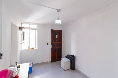 Sala de apartamento para alugar com 2 quartos, 35m² em Conjunto Habitacional Presidente Castelo Branco, Carapicuíba