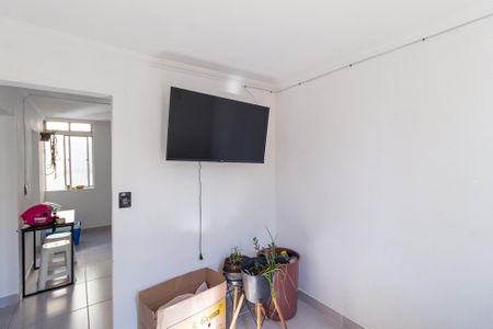 Quarto 1 de apartamento para alugar com 2 quartos, 35m² em Conjunto Habitacional Presidente Castelo Branco, Carapicuíba