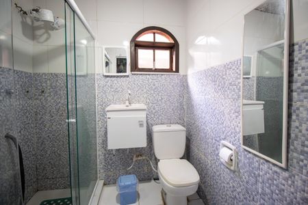 Banheiro de casa à venda com 1 quarto, 44m² em Olaria, Rio de Janeiro
