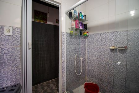 Banheiro de casa à venda com 1 quarto, 44m² em Olaria, Rio de Janeiro