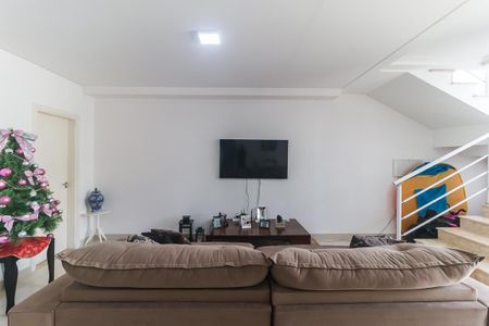 Casa de condomínio para alugar com 150m², 3 quartos e 2 vagasSala