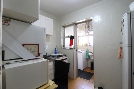 Apartamento à venda com 60m², 2 quartos e 1 vagaCozinha e Área de Serviço