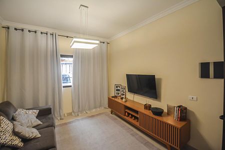 Casa à venda com 160m², 2 quartos e 2 vagas Casa à venda com 160m², 2 quartos e 2 vagasSala