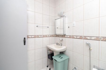 Apartamento à venda com 64m², 2 quartos e sem vagaBanheiro