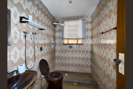 Apartamento para alugar com 100m², 2 quartos e sem vagaBanheiro Corredor