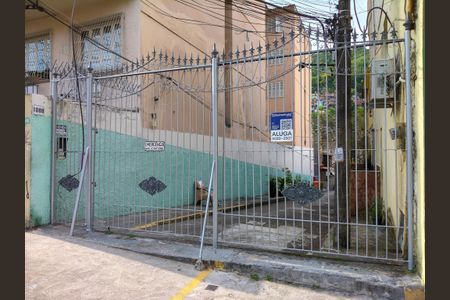 Apartamento para alugar com 100m², 2 quartos e sem vagaFachada